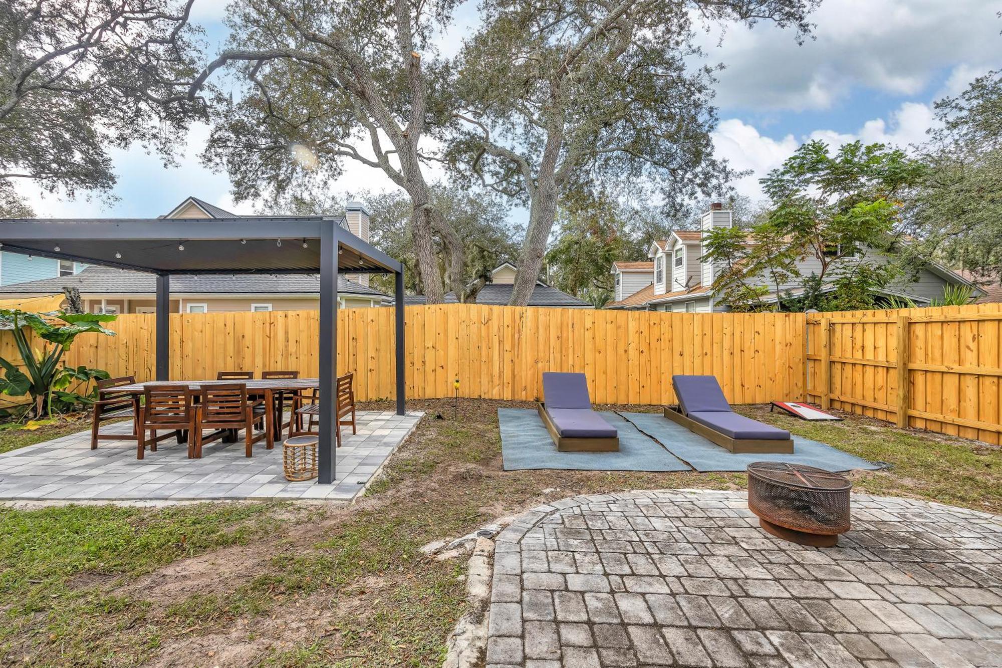 {Hidden Gem} Beach Home Blocks From Ocean +6 Bikes Jacksonville Beach Dış mekan fotoğraf