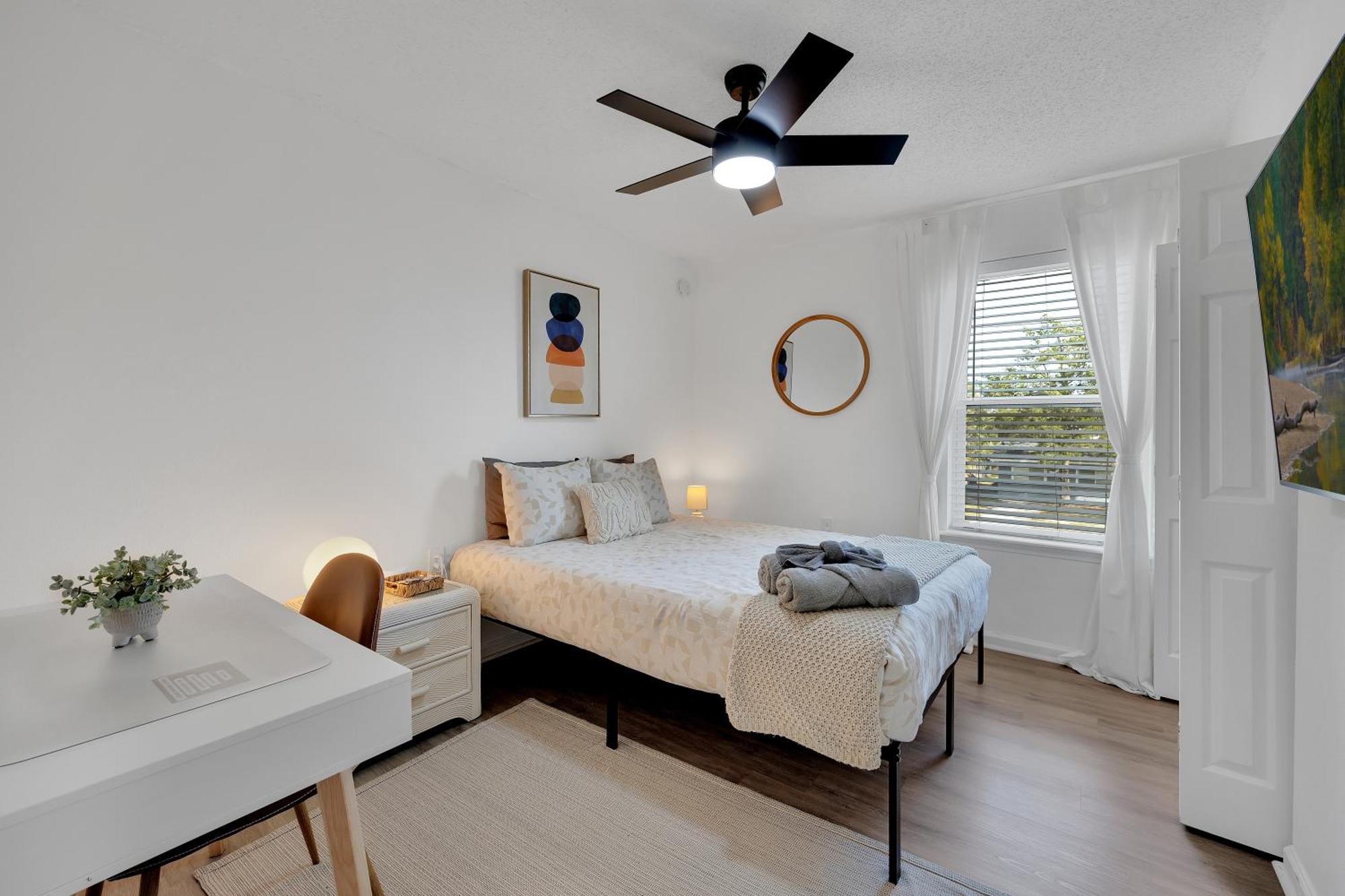 {Hidden Gem} Beach Home Blocks From Ocean +6 Bikes Jacksonville Beach Dış mekan fotoğraf