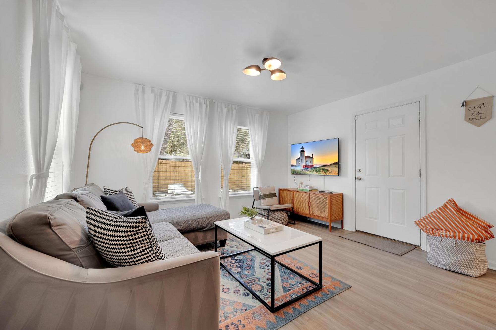 {Hidden Gem} Beach Home Blocks From Ocean +6 Bikes Jacksonville Beach Dış mekan fotoğraf