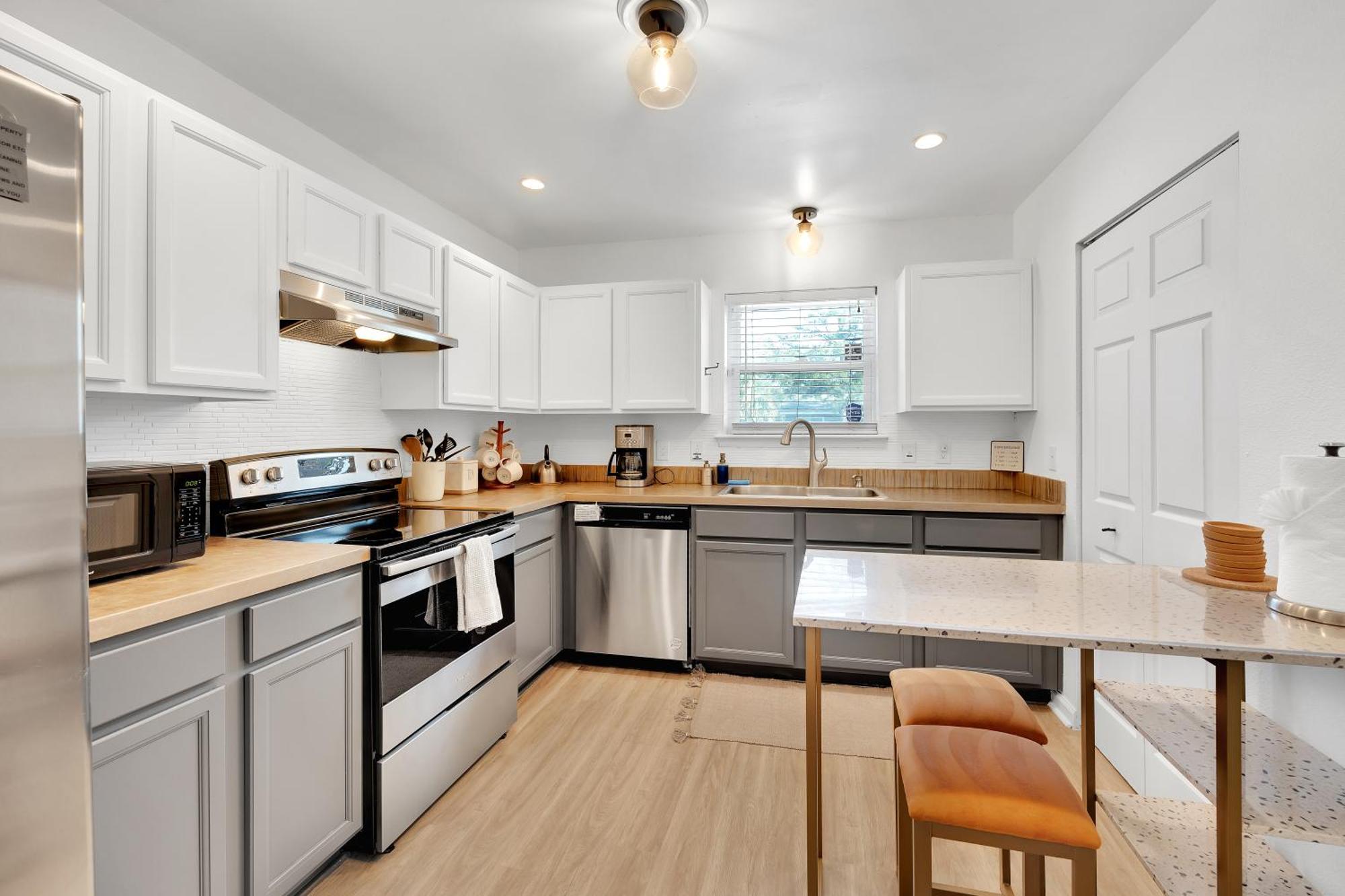 {Hidden Gem} Beach Home Blocks From Ocean +6 Bikes Jacksonville Beach Dış mekan fotoğraf