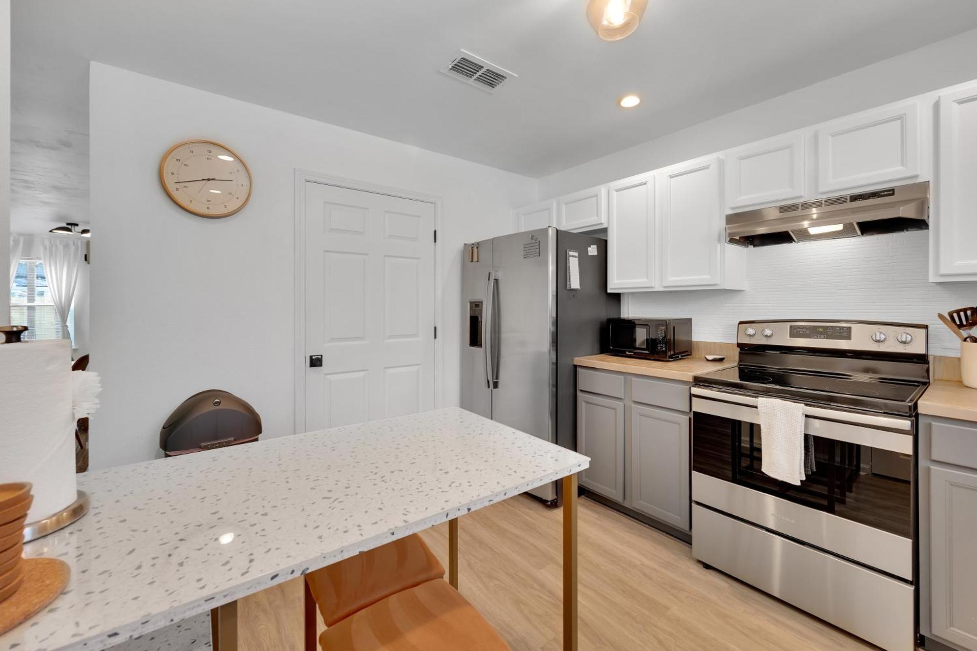 {Hidden Gem} Beach Home Blocks From Ocean +6 Bikes Jacksonville Beach Dış mekan fotoğraf